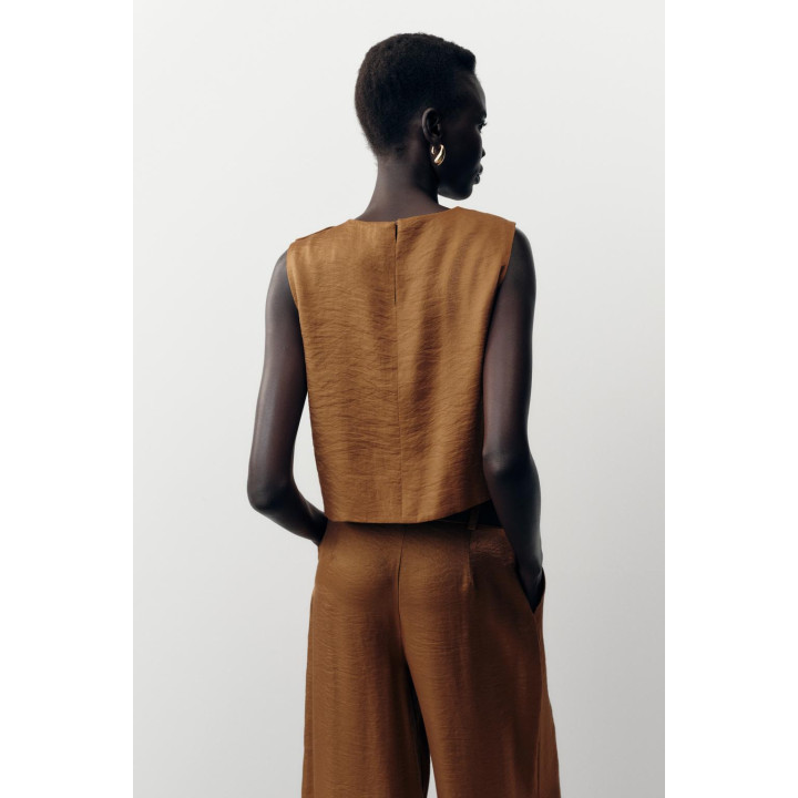 АТЛАСНЫЙ ТОП НА ЗАПÁХ