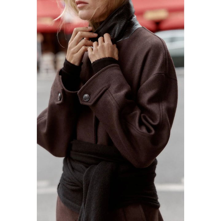 ПАЛЬТО С КОМБИНИРОВАННЫМ ВОРОТНИКОМ ИЗ ИСКУССТВЕННОЙ КОЖИ