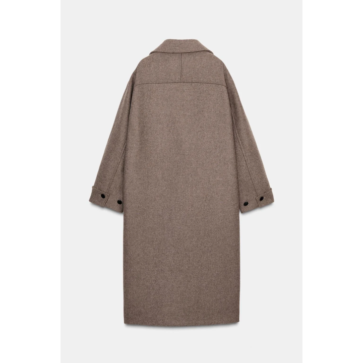 ПАЛЬТО ОВЕРСАЙЗ С ШЕРСТЬЮ И КОНТРАСТНЫМИ МАНЖЕТАМИ