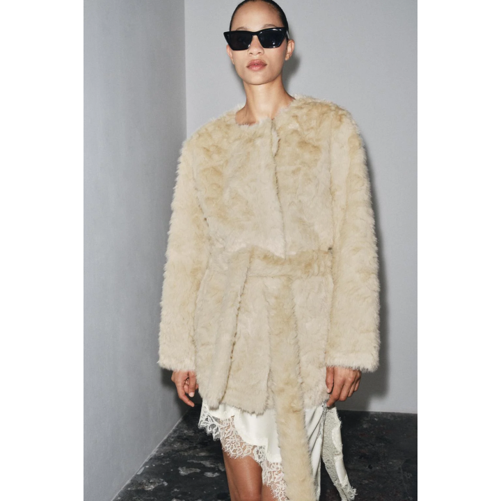 ПАЛЬТО ИЗ ИСКУССТВЕННОГО МЕХА С ПОЯСОМ — ZW COLLECTION