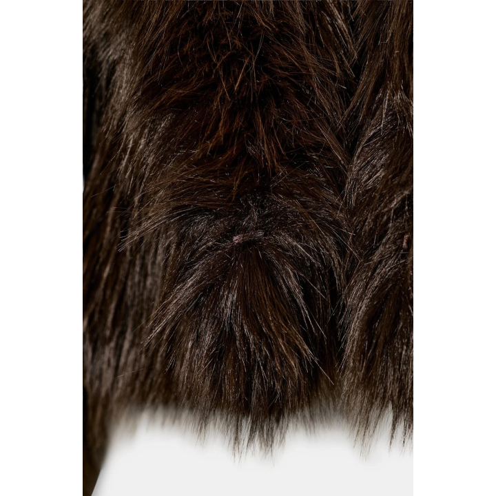 КОРОТКОЕ ПАЛЬТО ИЗ ИСКУССТВЕННОГО МЕХА