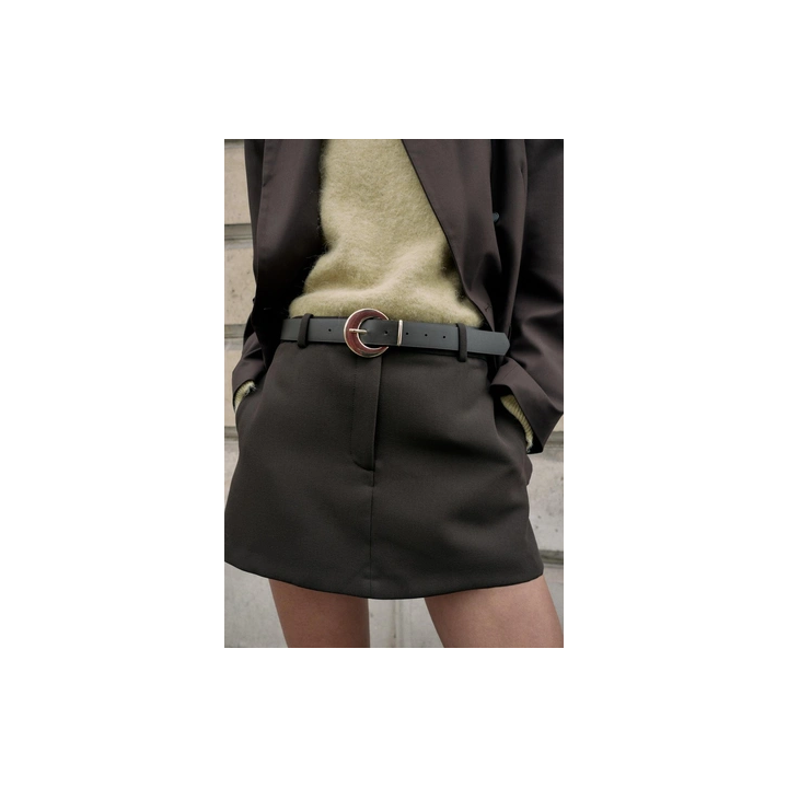 КОРОТКОЕ ПАЛЬТО ИЗ ИСКУССТВЕННОГО МЕХА