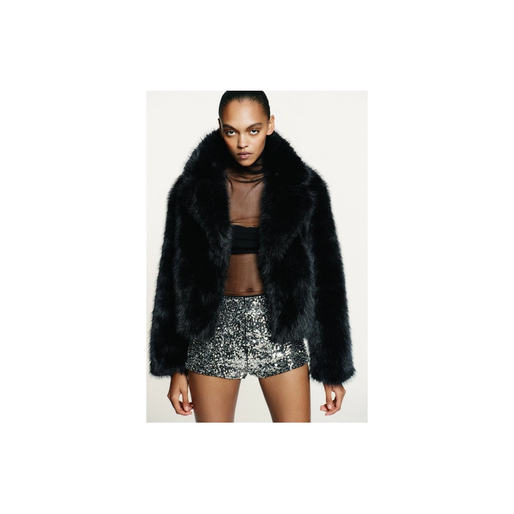 КОРОТКОЕ ПАЛЬТО ИЗ ИСКУССТВЕННОГО МЕХА