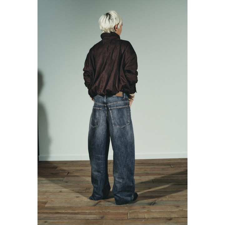 БОМБЕР ИЗ ИСКУССТВЕННОЙ ЗАМШИ