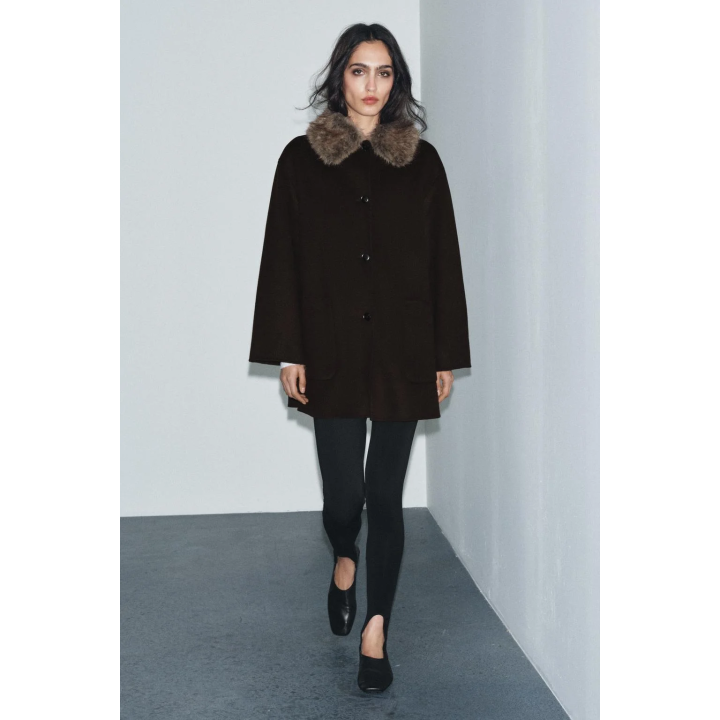 Шерстяное пальто с воротником съемным искусственным мехом коллекция zw