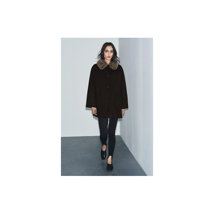 Шерстяное пальто с воротником съемным искусственным мехом коллекция zw