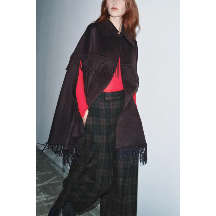 НАКИДКА С ЛАЦКАНАМИ И БАХРОМОЙ ИЗ ШЕРСТИ