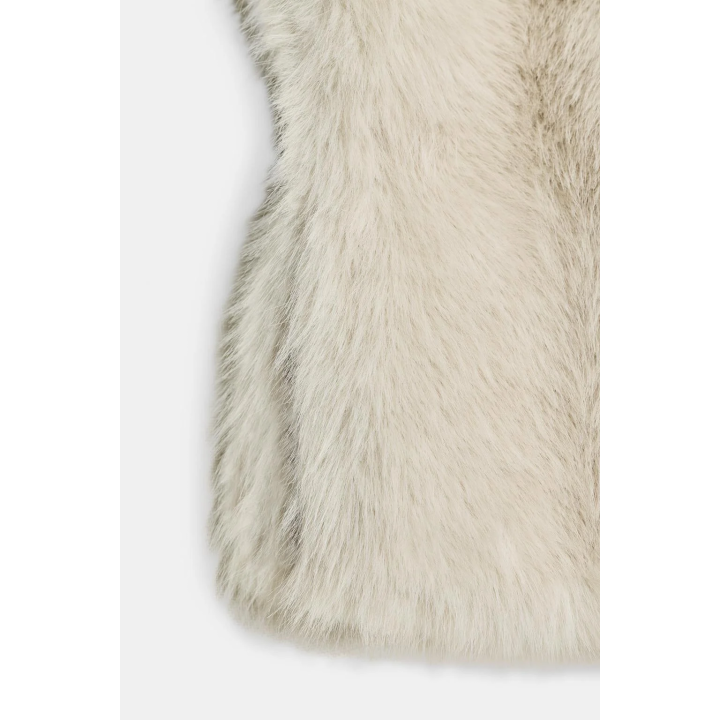 ЖИЛЕТ ИЗ ИСКУССТВЕННОГО МЕХА