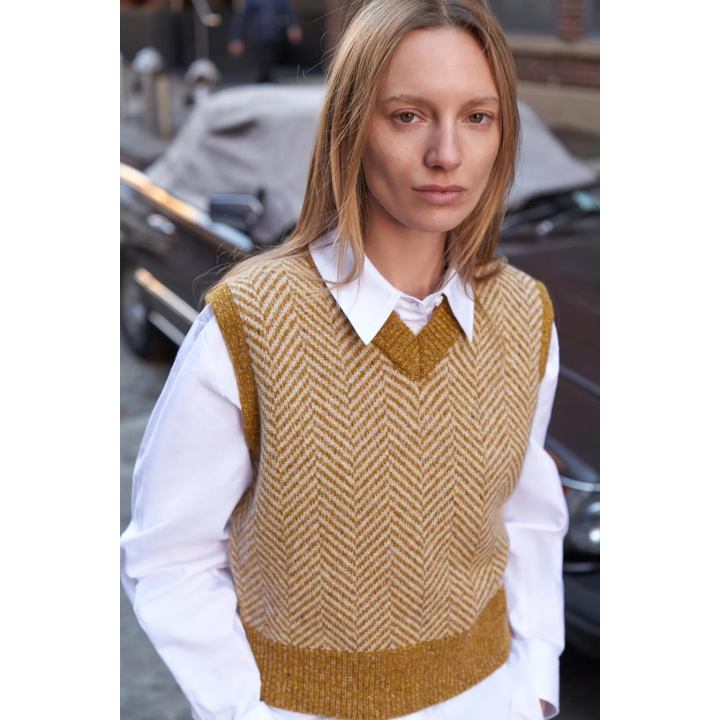 ЖИЛЕТ В ЕЛОЧКУ ИЗ СМЕСОВОЙ ШЕРСТИ