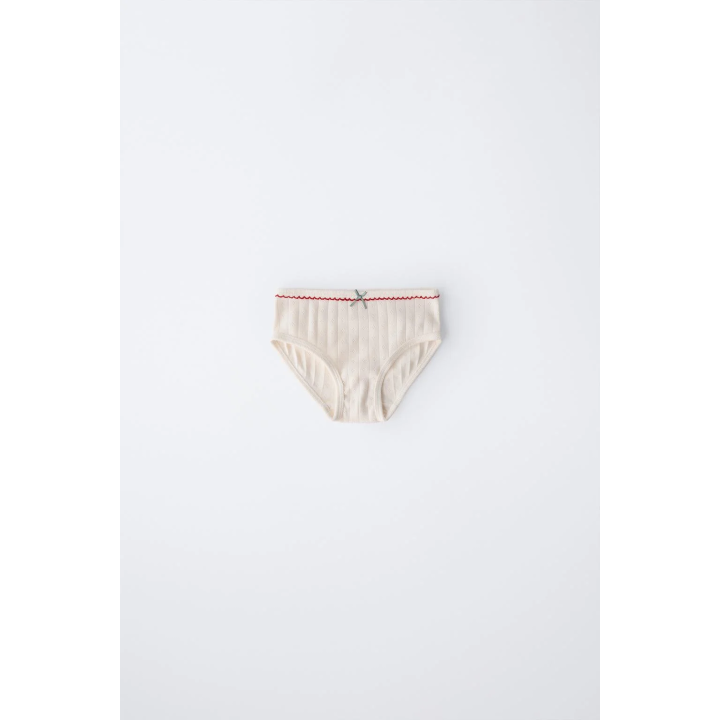 Набор из футболки и трусиков с узором - 1/2 - 6 лет