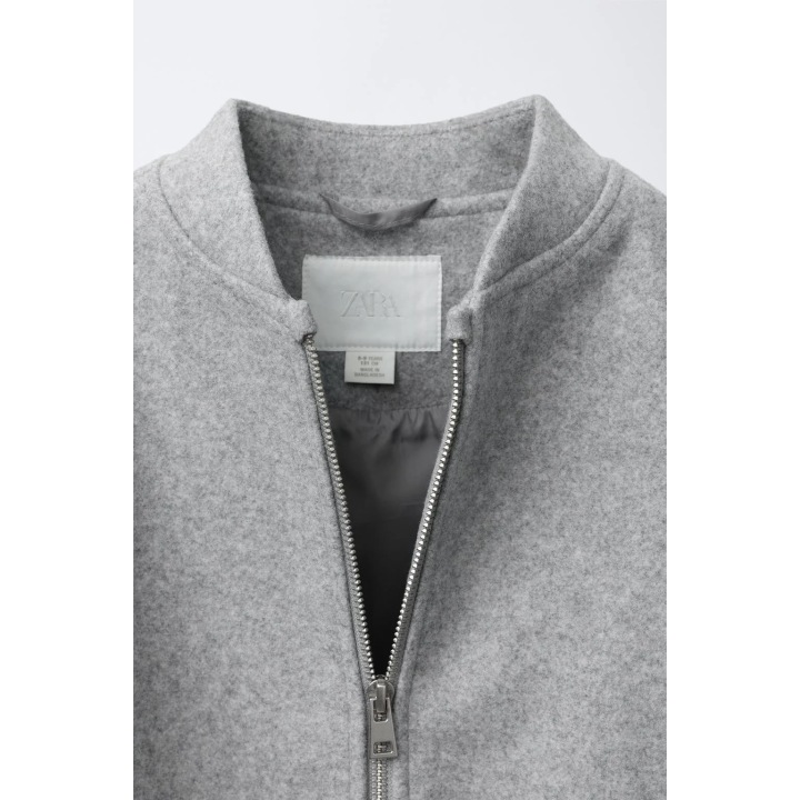 МЯГКАЯ КУРТКА-БОМБЕР