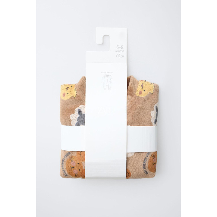 Детский комбинезон из бархата с животным принтом