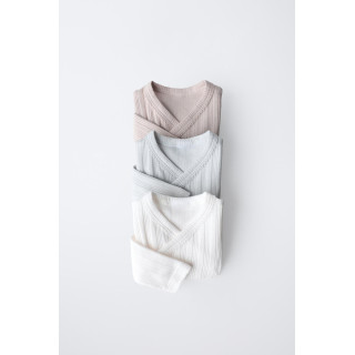 0-6 МЕСЯЦЕВ/НАБОР ИЗ ТРЕХ БОДИ С ДЛИННЫМИ РУКАВАМИ И ВЫРЕЗОМ КИМОНО