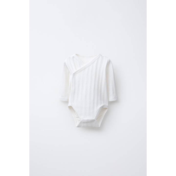 0-6 МЕСЯЦЕВ/НАБОР ИЗ ТРЕХ БОДИ С ДЛИННЫМИ РУКАВАМИ И ВЫРЕЗОМ КИМОНО