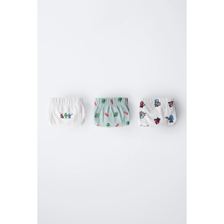 2–6 ЛЕТ/НАБОР ИЗ ТРЕХ ТРУСОВ С ПРИНТОМ «МСТИТЕЛИ» © MARVEL