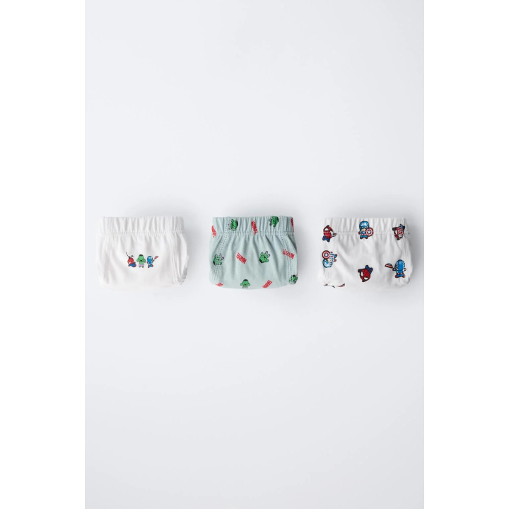 2–6 ЛЕТ/НАБОР ИЗ ТРЕХ ТРУСОВ С ПРИНТОМ «МСТИТЕЛИ» © MARVEL