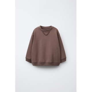 Свитшот с деталями вязаного плетения