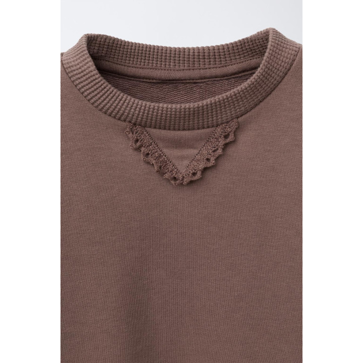 Свитшот с деталями вязаного плетения