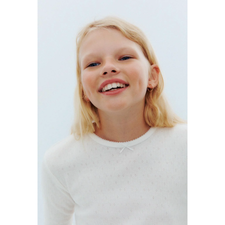 6–14 ЛЕТ/НАБОР ИЗ ДВУХ ФУТБОЛОК В ТЕХНИКЕ «ПОЙНТЭЛЬ»