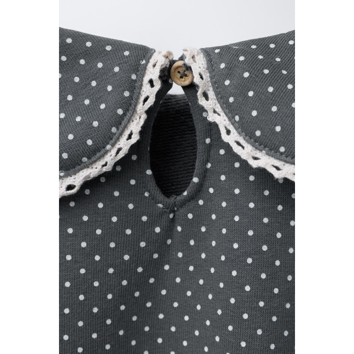 ТОЛСТОВКА С ПРИНТОМ, ОТЛОЖНЫМ ВОРОТНИКОМ И КРУЖЕВОМ