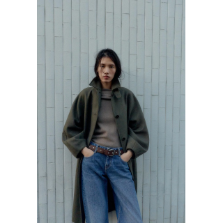 ПАЛЬТО ИЗ ШЕРСТИ С КОНТРАСТНЫМ ВОРОТНИКОМ И РУКАВАМИ «ШАР»