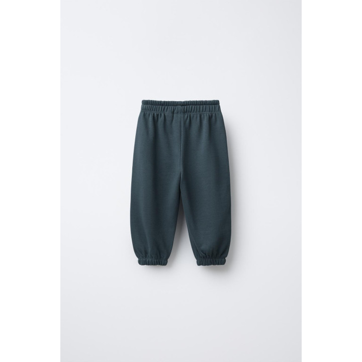 КОМПЛЕКТ ИЗ ДВУХ ДЖОГГЕРОВ ИЗ МЯГКОЙ ТКАНИ С НАШИВКОЙ