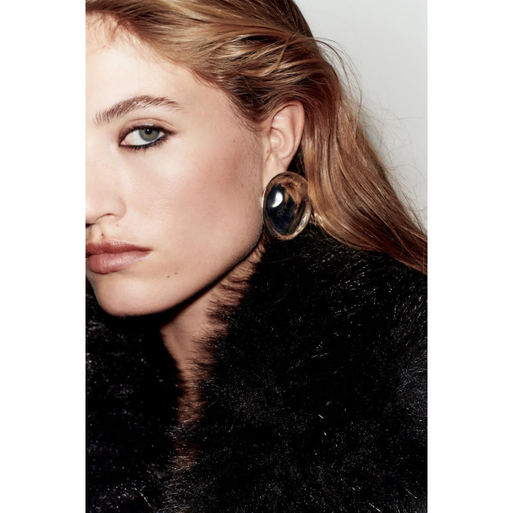 ПАЛЬТО ИЗ ШЕРСТИ С ЛАЦКАНАМИ ИЗ ИСКУССТВЕННОГО МЕХА И ПОЯСОМ