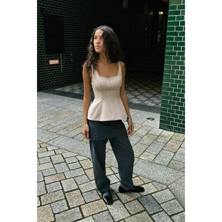 ТОП С БАСКОЙ И МОЛНИЕЙ