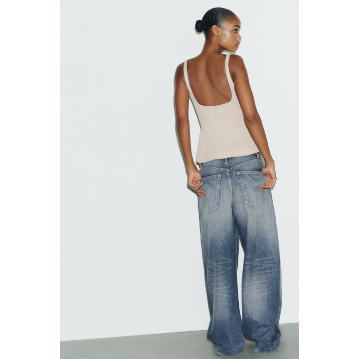 ТОП С БАСКОЙ И МОЛНИЕЙ