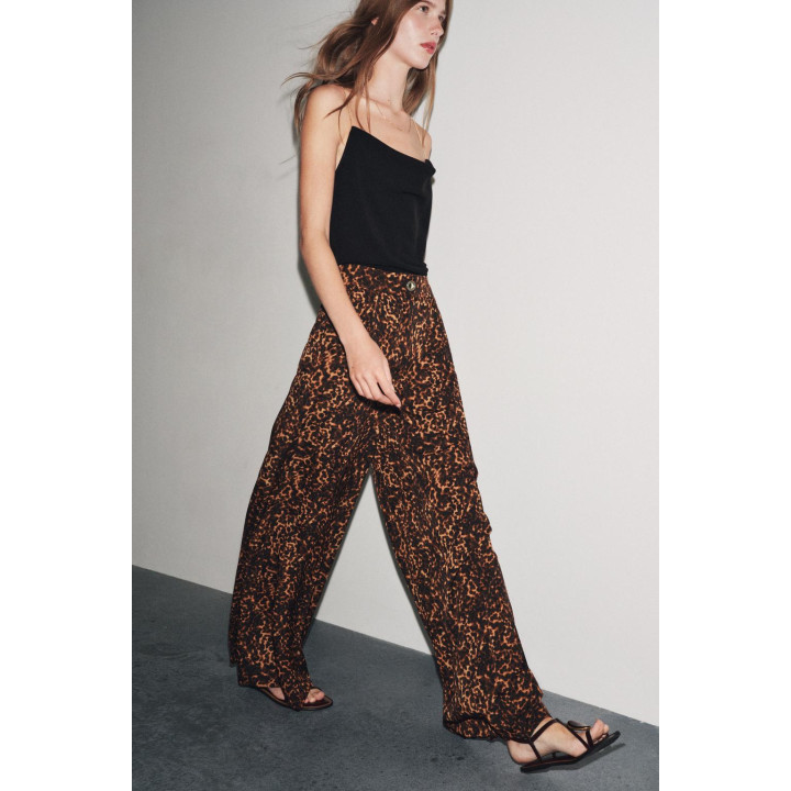 ТОП В БЕЛЬЕВОМ СТИЛЕ С БРЕТЕЛЬКАМИ-ЦЕПОЧКАМИ