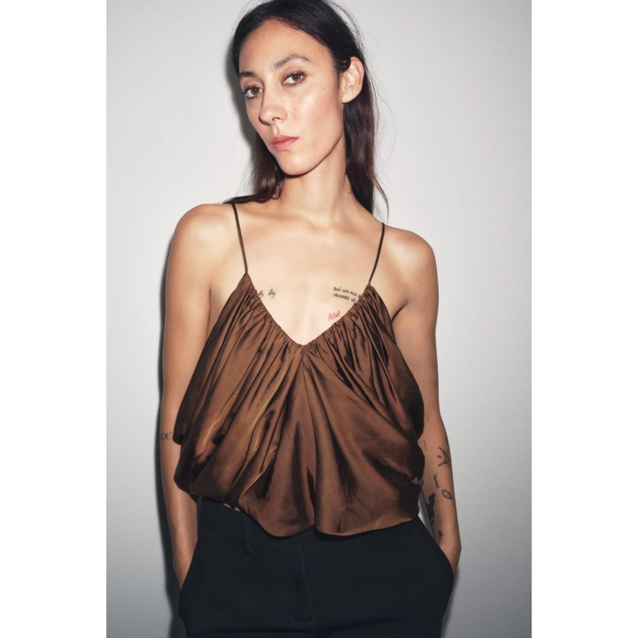 ТОП ИЗ АТЛАСА СО СБОРКАМИ ZW COLLECTION