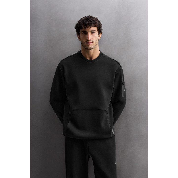 ТЕХНИЧЕСКАЯ ТОЛСТОВКА С КРУГЛЫМ ВЫРЕЗОМ