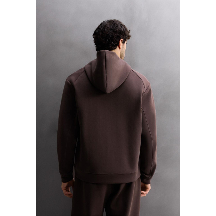 ТЕХНИЧЕСКАЯ ТОЛСТОВКА С КАПЮШОНОМ НА МОЛНИИ