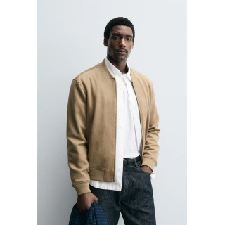 БОМБЕР ИЗ ИСКУССТВЕННОЙ ЗАМШИ