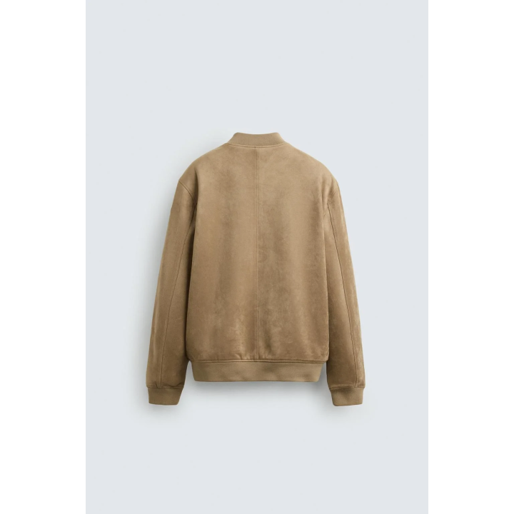 БОМБЕР ИЗ ИСКУССТВЕННОЙ ЗАМШИ