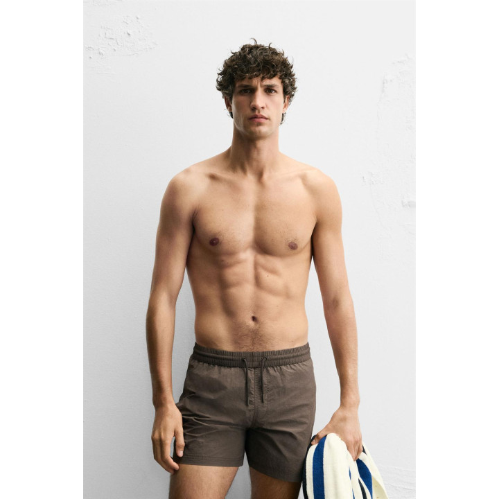 БАЗОВЫЙ КУПАЛЬНИК СРЕДНЕГО РАЗМЕРА