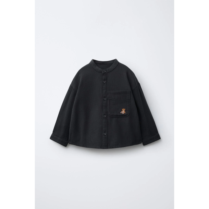 Рубашка в клетку с вышитым карманом