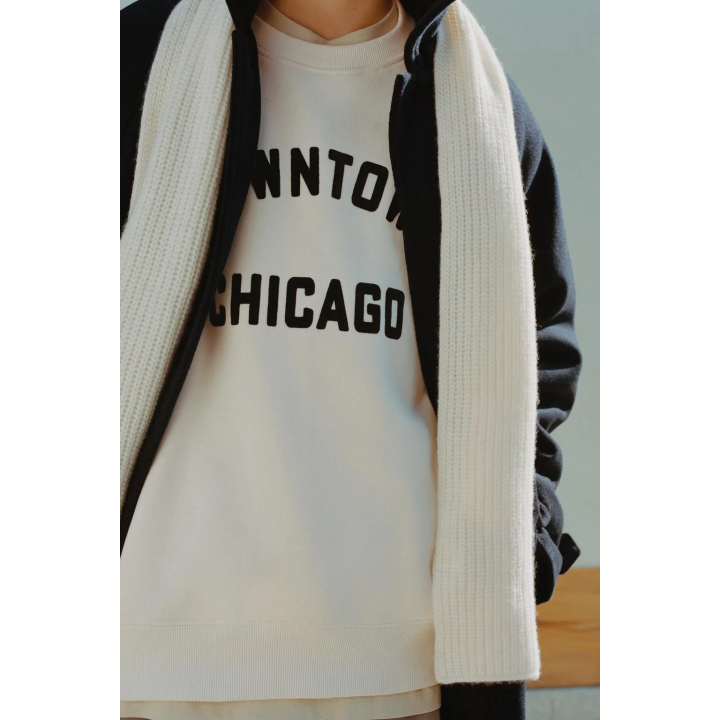 ТОЛСТОВКА С РЕЛЬЕФНОЙ НАДПИСЬЮ