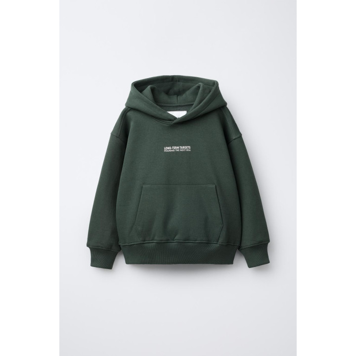 КОМПЛЕКТ ИЗ ТОЛСТОВКИ С КАПЮШОНОМ И БРЮК-ДЖОГГЕРОВ С НАШИВКАМИ