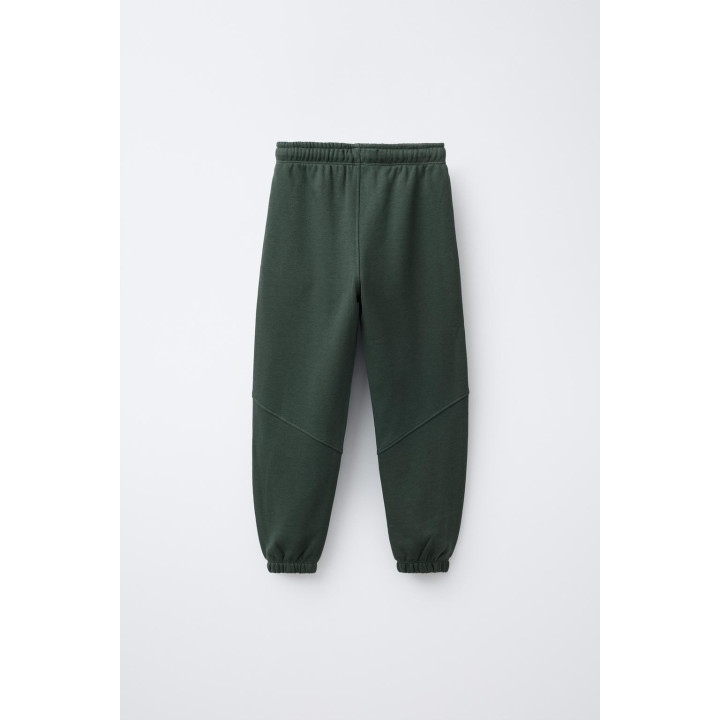 КОМПЛЕКТ ИЗ ТОЛСТОВКИ С КАПЮШОНОМ И БРЮК-ДЖОГГЕРОВ С НАШИВКАМИ