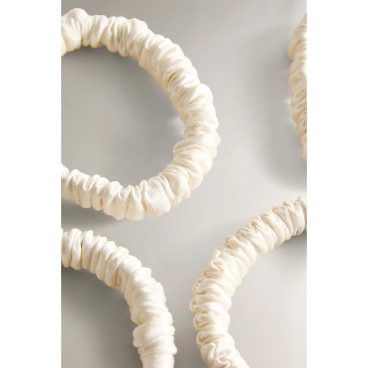 FINE MULBERRY SILK SCRUNCHIE