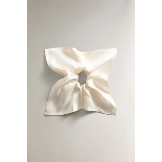 SQUARE MULBERRY SILK SCRUNCHIE