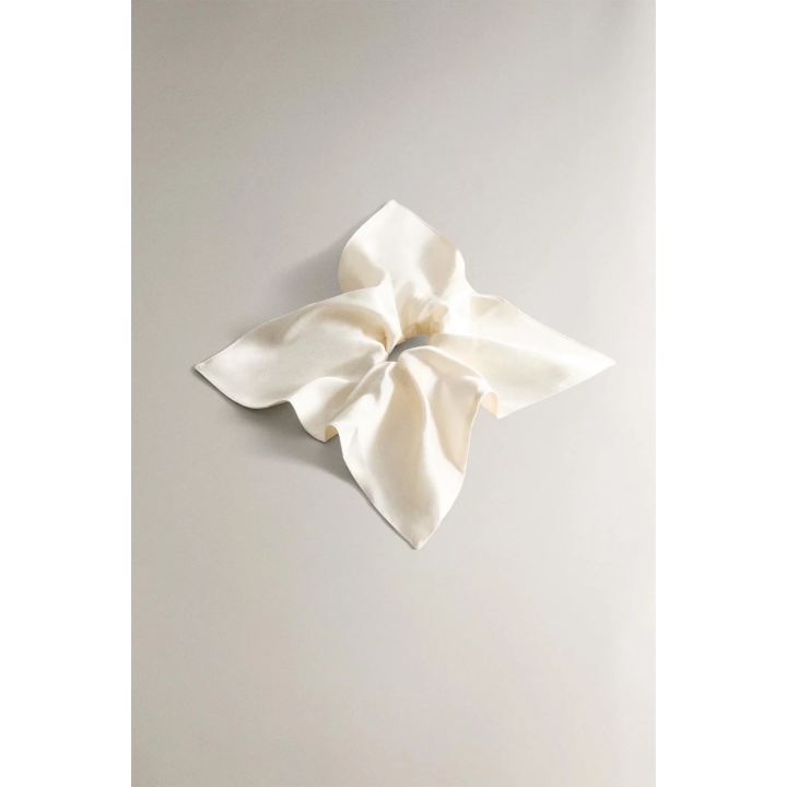 SQUARE MULBERRY SILK SCRUNCHIE