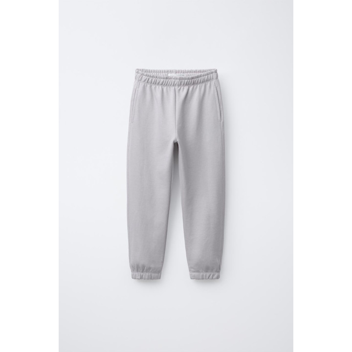 КОМПЛЕКТ ИЗ ТОЛСТОВКИ И ДЖОГГЕРОВ С ТЕКСТОВЫМ ПАТЧЕМ