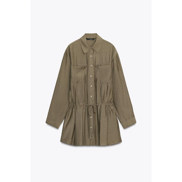 КОРОТКОЕ ПЛАТЬЕ-РУБАШКА ИЗ СТРУЯЩЕЙСЯ ТКАНИ