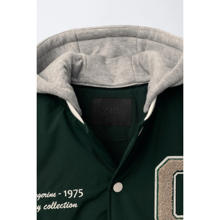 БОМБЕР СО СЪЕМНЫМ КАПЮШОНОМ И ФЛИСОВОЙ ПОДКЛАДКОЙ, НЕЙЛОН CAPIBARA CAPYFUN ©