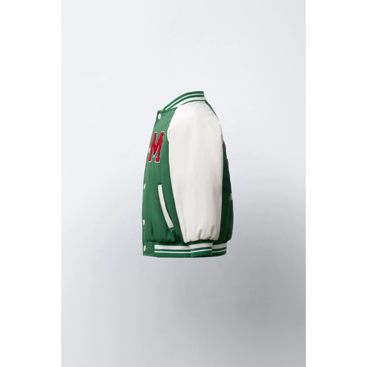 БОМБЕР В СТИЛЕ ВАРСИТИ С ВЫШИВКОЙ