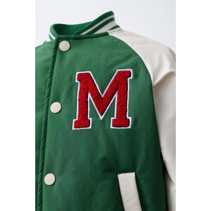 БОМБЕР В СТИЛЕ ВАРСИТИ С ВЫШИВКОЙ