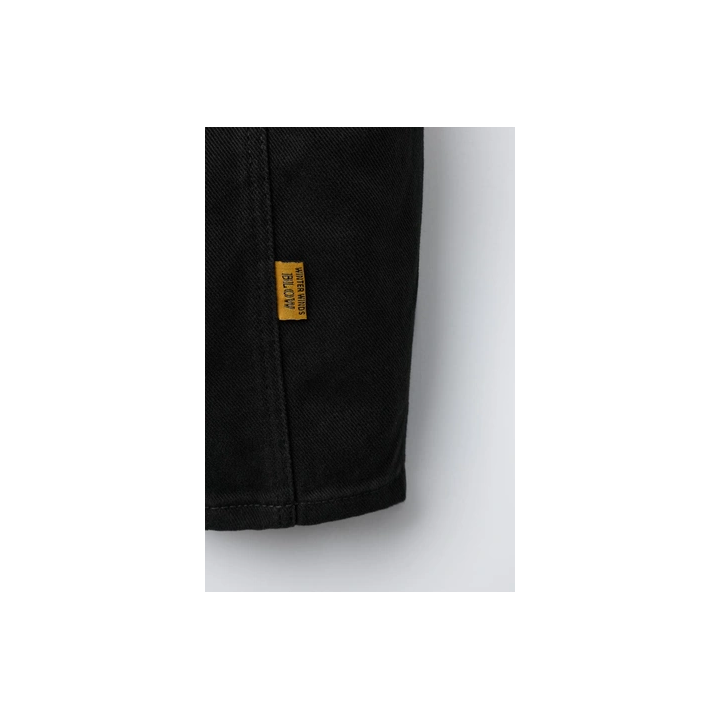 ШТАНЫ-БАЛЛОН СО СКЛАДКАМИ И ЭТИКЕТКАМИ