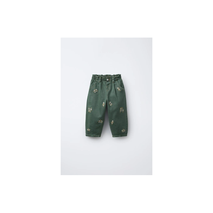 БРЮКИ-БАНАНЫ ИЗ ТВИЛА С ЦВЕТОЧНОЙ ВЫШИВКОЙ